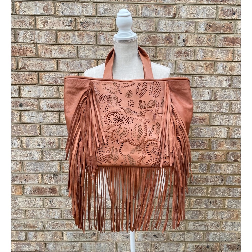 NWT Frye Leather Vivian Fringe Tote